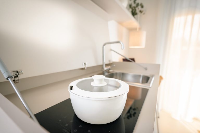 Flat-stanza26-cucina_A733179-scaled.jpg